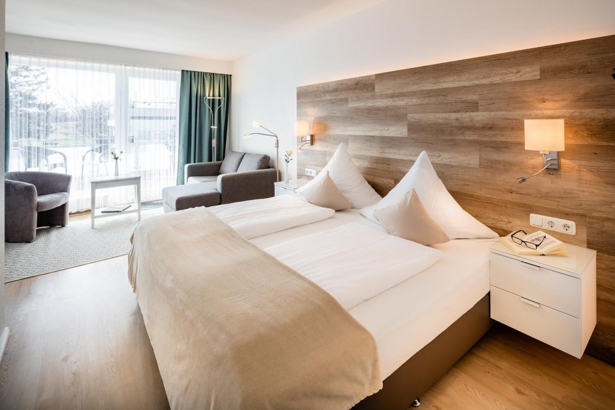 Hofhotel Kraehenberg Grömitz Chambre photo